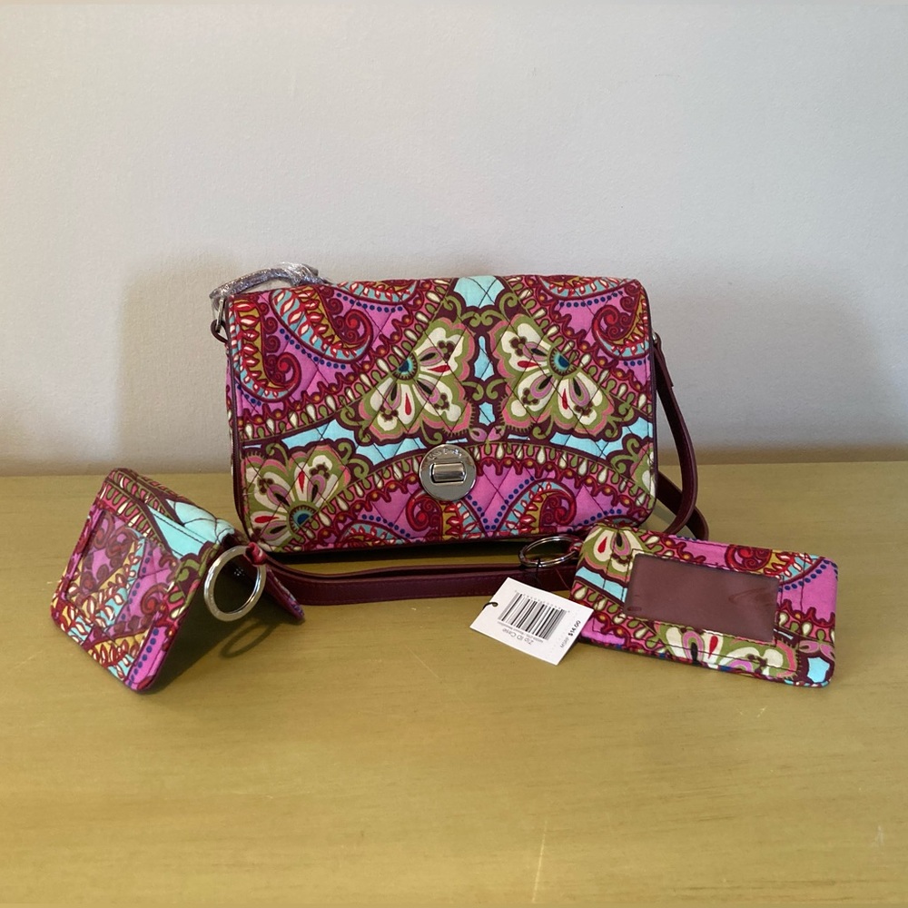 VERa BRADLEY - CROSSBODY BAG w/2 MATCHING ACCESSORIES